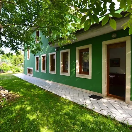 El Paraiso De Jane Llanera (Asturias)
